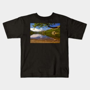 Llyn Gwynant, Snowdonia National Park Kids T-Shirt